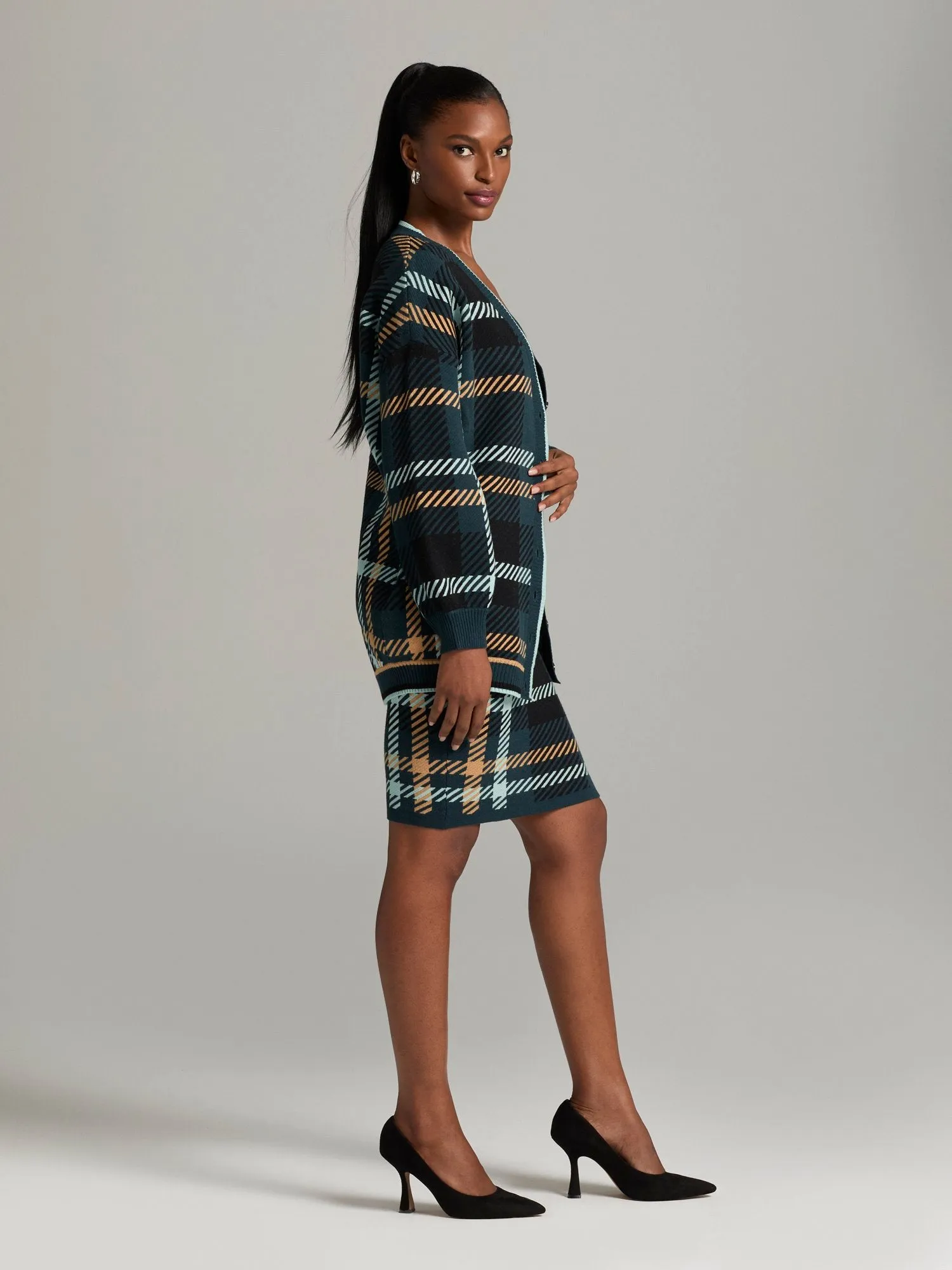 Aerith Plaid Tunic Cardigan