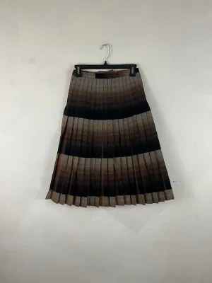 Reversible pleated midi